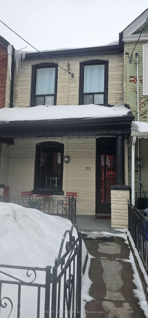 33 Foxley St, Toronto, ON, M6J1P9 | Card Image