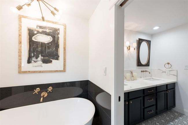 2802 Bernadette Ln, House other with 5 bedrooms, 4 bathrooms and 3 parking in Houston TX | Image 39