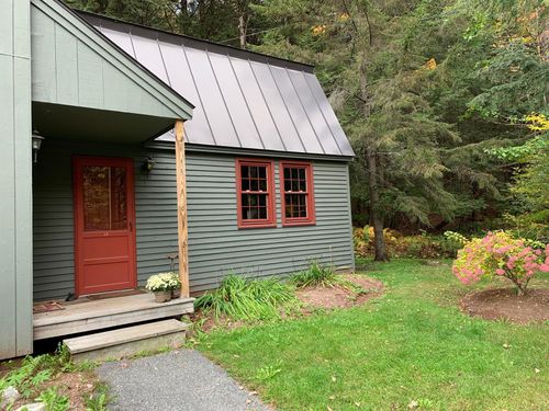 4a-122 Quechee Hollow Lane, Hartford, VT, 05059 | Card Image
