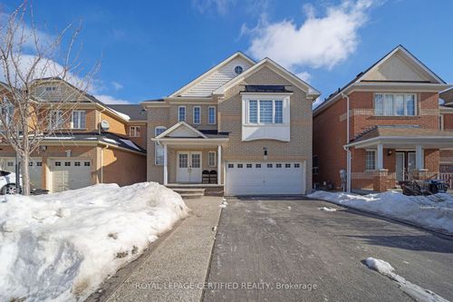 85 Chalkfarm Cres, Brampton, ON, L7A3V9 | Card Image