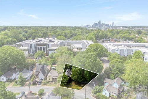 700 E 37th St, Charlotte, NC, 28205-1115 | Card Image