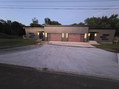 1535&1541 N Eisenhower St, Monett, MO, 65708 | Card Image