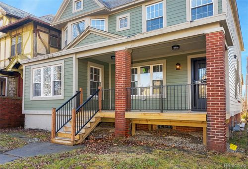 1583 Cadillac Blvd, Detroit, MI, 48214-3107 | Card Image