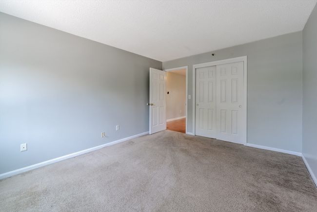 UNIT-29 - 74 Tennis Plaza Rd, Condo with 2 bedrooms, 1 bathrooms and 1 parking in Dracut MA | Image 8