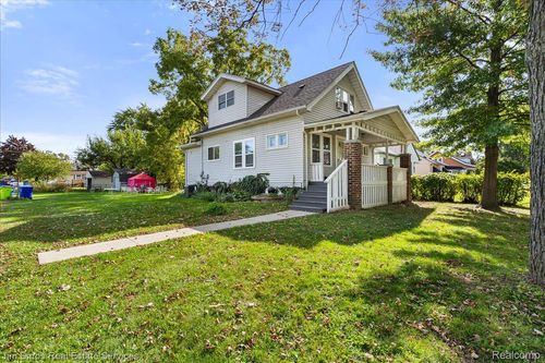 33344 Duncan, Fraser, MI, 48026-1902 | Card Image