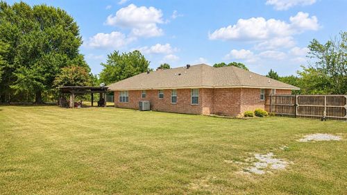105 Viking Loop, Ardmore, OK, 73401-6709 | Card Image