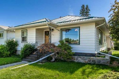 730 3 Street Se, High River, AB, T1V1H2 | Card Image