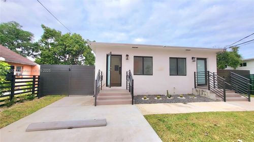 a-681 Nw 30th St, Miami, FL, 33127-3846 | Card Image