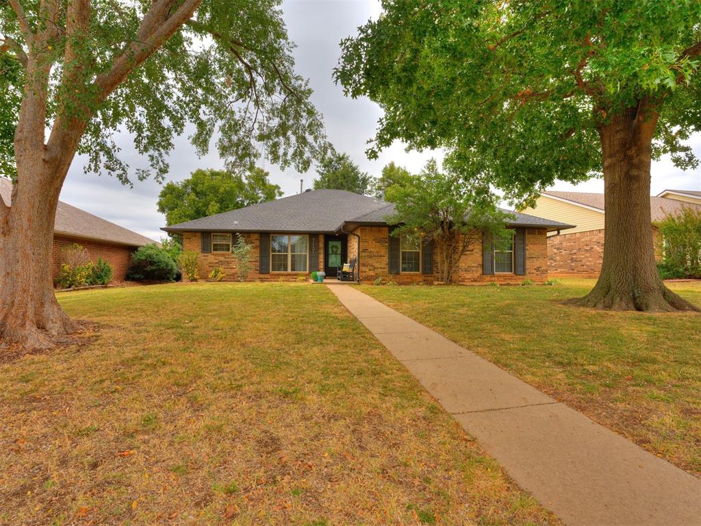 141st St, Edmond, OK 73013