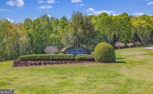 140 Lakeview Walk, Baldwin, GA, 30511-3048 | Card Image