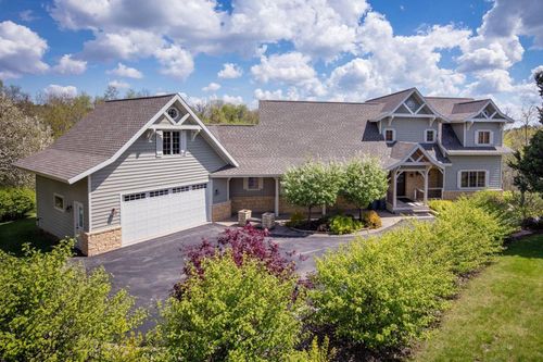 8 Trillium Ln, Galena, IL, 61036 | Card Image
