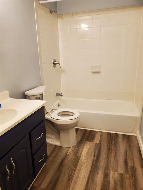 unit-2-2 Tara Dr, Weymouth, MA, 02188-3208 | Card Image