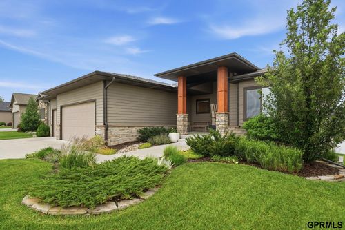 9400 S 31st St, Lincoln, NE, 68516-4784 | Card Image