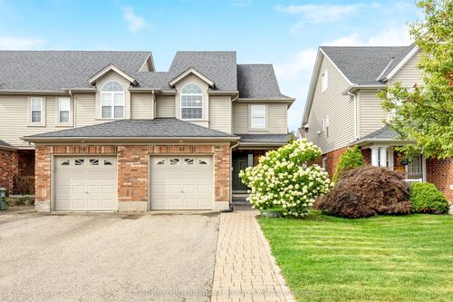 61 Darling Cres, Guelph, ON, N1L1P9 | Card Image