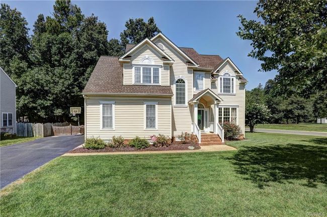 9094 Minglewood Lane, Home with 5 bedrooms, 2 bathrooms and null parking in Mechanicsville VA | Image 2