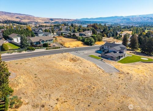 24 Margaret Ln, Wenatchee, WA, 98801 | Card Image