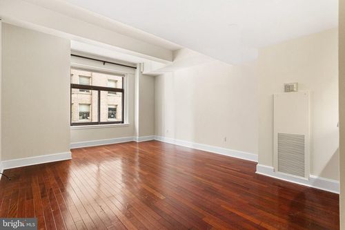 13e-1500 Chestnut St, PHILADELPHIA, PA, 19102-2745 | Card Image
