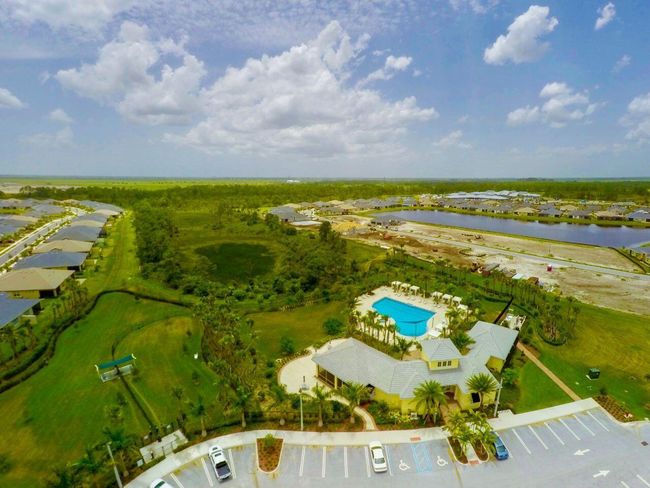 12578 Sw Sunrise Lake Ter, House other with 3 bedrooms, 3 bathrooms and null parking in Port St. Lucie FL | Image 24