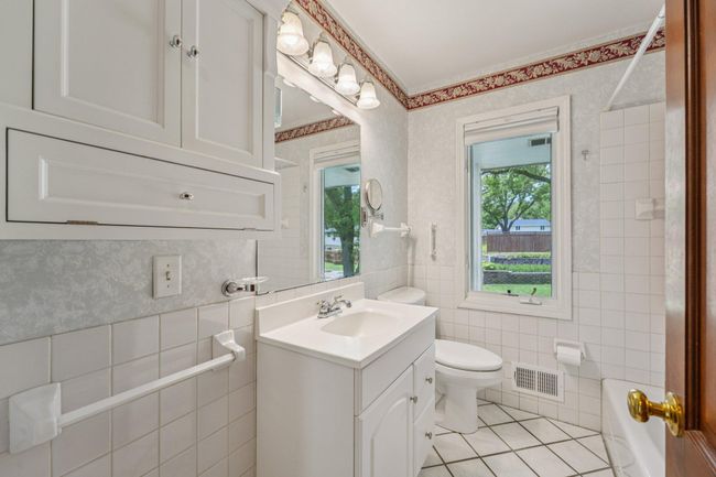 36-web-or-mls-Douglas Dr N-1806-036.jpg | Image 36