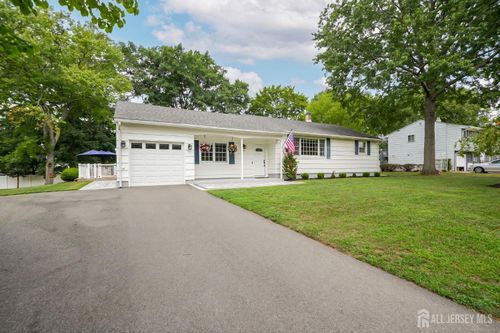 76 Seymour Ter, Piscataway, NJ, 08854-4746 | Card Image