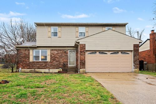 7775 Cedar Wood Cir, Florence, KY, 41042-2713 | Card Image
