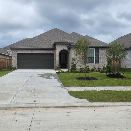 8310 Opal Pond Dr, Angleton, TX, 77515-2393 | Card Image