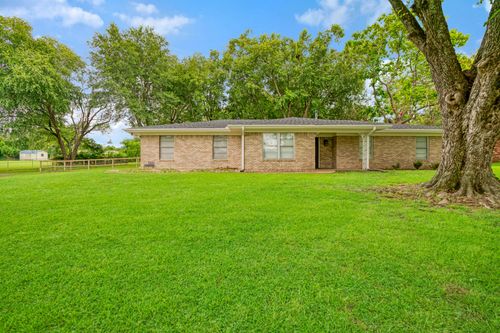 5880 Pine Mill Rd, Reno, TX, 75462-6009 | Card Image