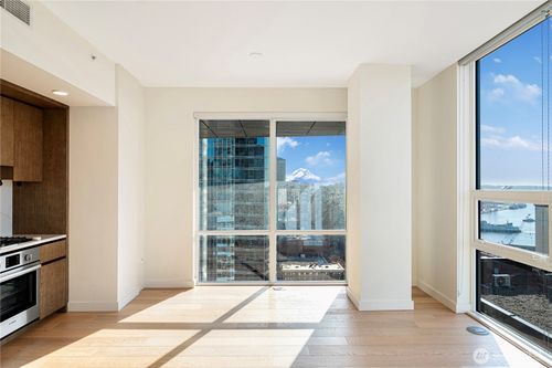 apt-1605-121 Stewart St, Seattle, WA, 98101-2444 | Card Image