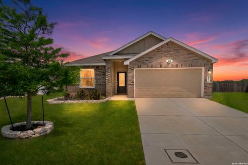 105 Olympic Cv, Seguin, TX, 78155-3277 | Card Image