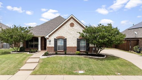 1113 Woods Rd, Forney, TX, 75126-4053 | Card Image