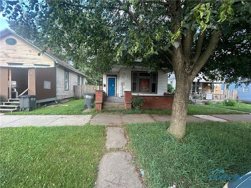 245 Langdon St, Toledo, OH, 43609-2520 | Card Image