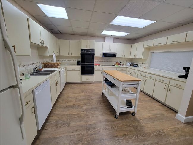 Clubhouse kitchen | Image 39