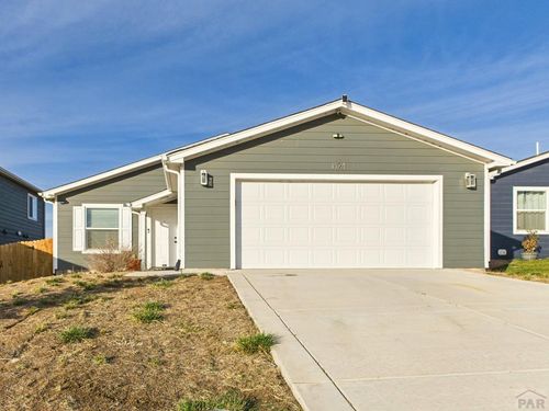 1424 Rivers Run Ave, Pueblo, CO, 81001-4401 | Card Image