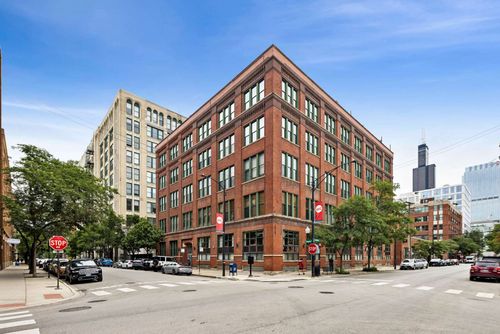 105-331 S Peoria St, Chicago, IL, 60607-3545 | Card Image