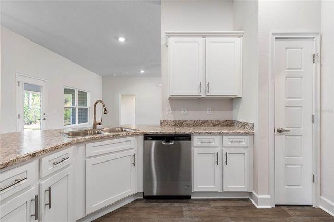 18 Union Run Ct, House other with 4 bedrooms, 3 bathrooms and null parking in Palm Coast FL | Image 9
