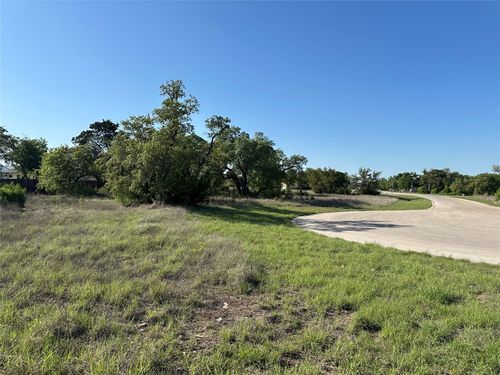 2204 Live Oak Rd, Leander, TX, 78641-9185 | Card Image