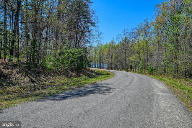 295 Hemlock Loop, House other with 4 bedrooms, 3 bathrooms and null parking in MINERAL VA | Image 51