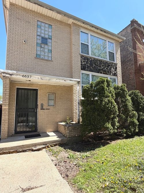 2-6637 S Whipple St, Chicago, IL, 60629-2915 | Card Image