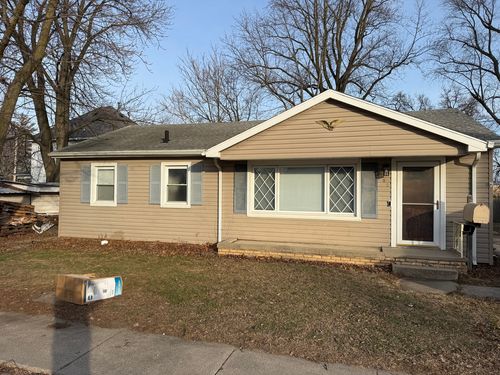602 E Cherry St, Watseka, IL, 60970-1746 | Card Image