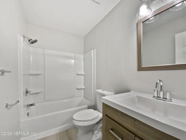 2233 - 7620 Baymeadows Cir W, Condo with 2 bedrooms, 3 bathrooms and null parking in Jacksonville FL | Image 14