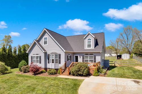 126 Top Flite Dr, Statesville, NC, 28677-3045 | Card Image