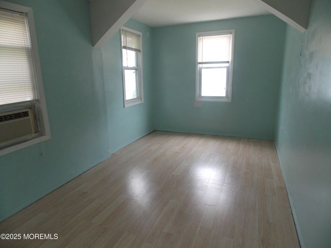BEDROOM 1 | Image 11