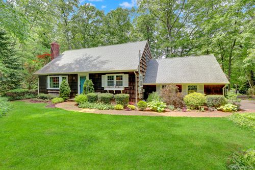 16 Maplewood Dr, Northport, NY, 11768-3432 | Card Image