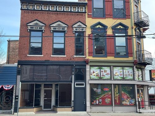 5 E Market St, Huntington, IN, 46750-2741 | Card Image