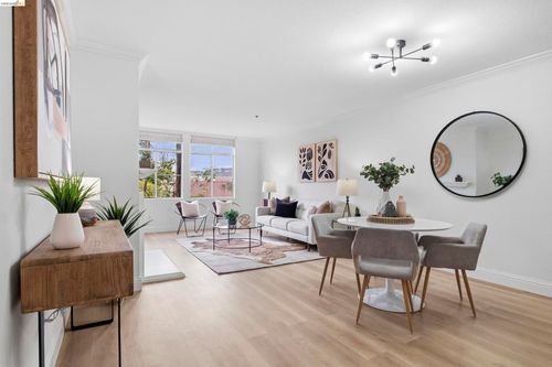 3109-535 Pierce St, Albany, CA, 94706-1057 | Card Image