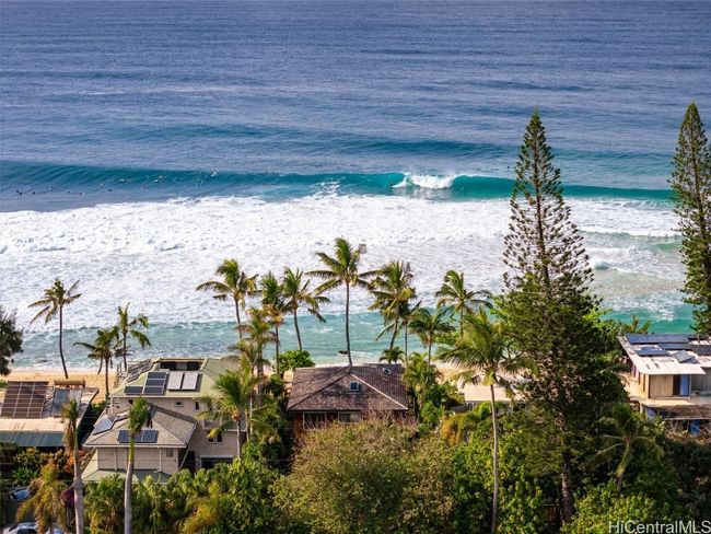 Winter Pipeline right out front | Image 11