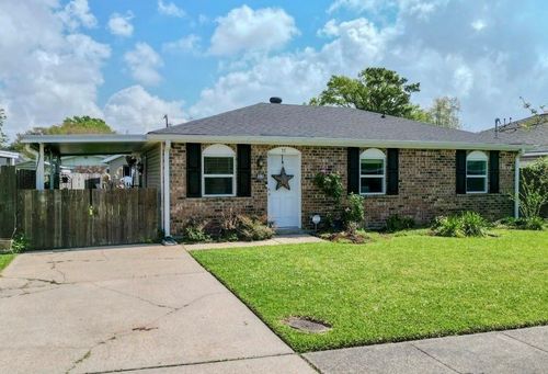 11 Richelle St, Westwego, LA, 70094-2182 | Card Image