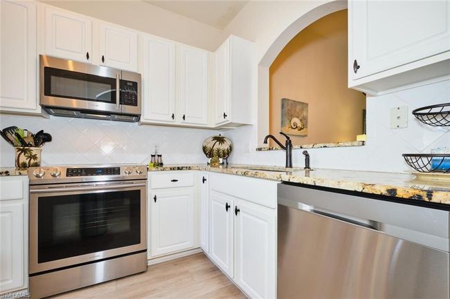 APT-4512 - 7901 Lake Sawgrass Loop, Townhouse with 3 bedrooms, 3 bathrooms and 1 parking in FORT MYERS FL | Image 17