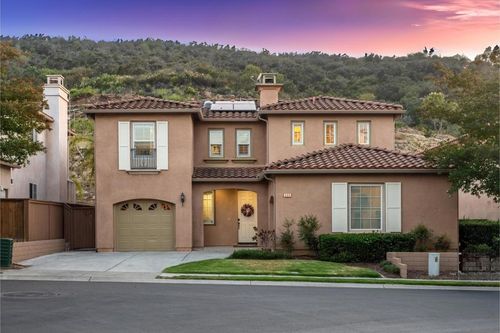 560 Via Del Caballo, San Marcos, CA, 92078 | Card Image