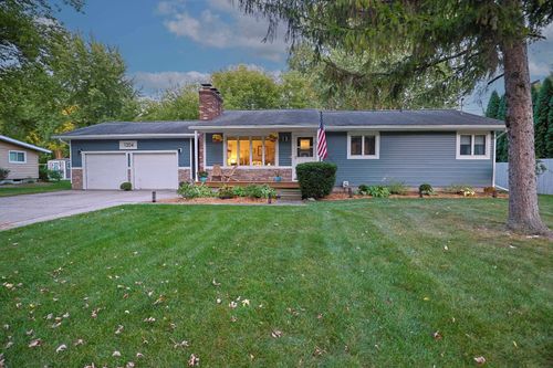 1204 Harding Rd, Essexville, MI, 48732-1713 | Card Image